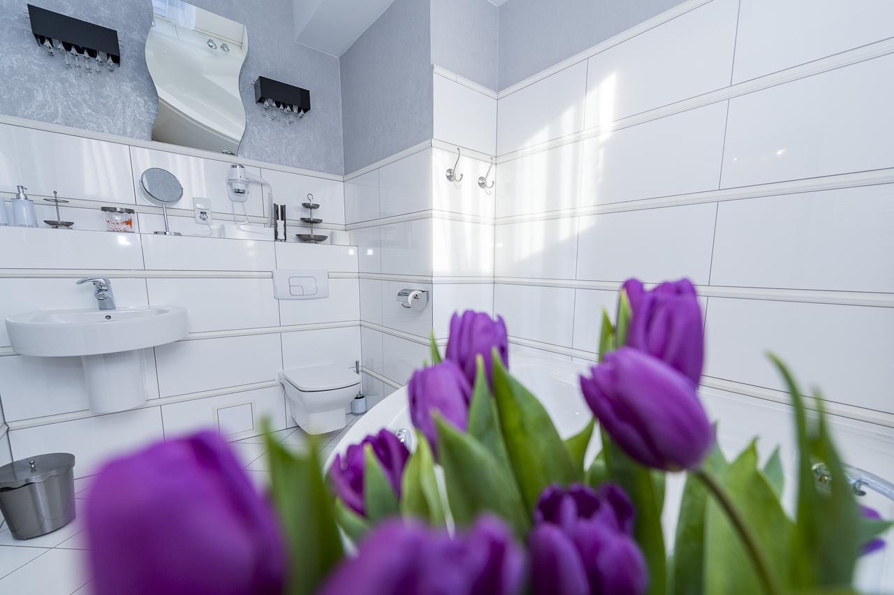 Hotel Restauracja Teczowa Luban Eksteriør billede