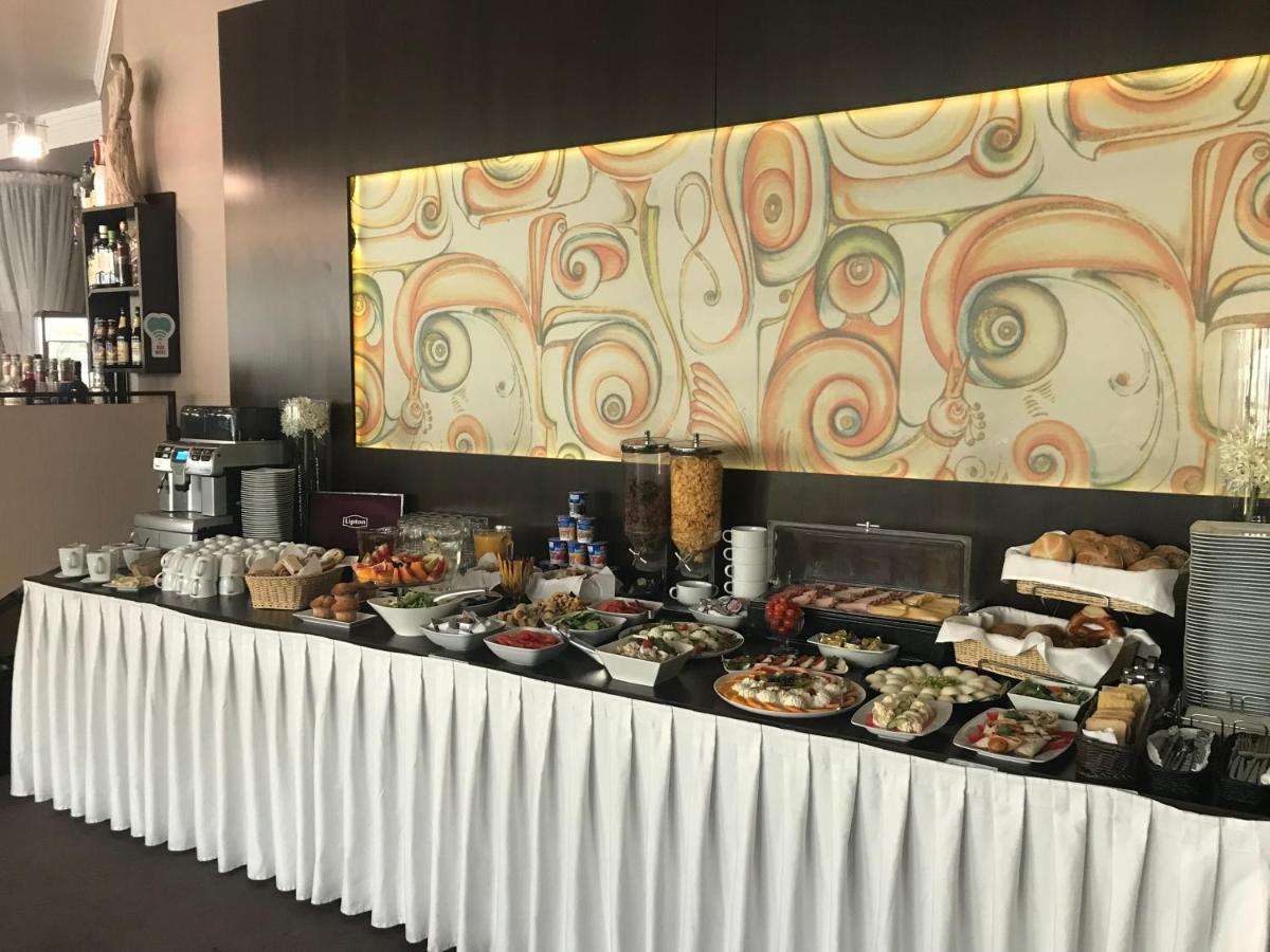 Hotel Restauracja Teczowa Luban Eksteriør billede
